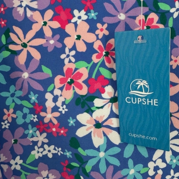 NWT Cupshe Floral Print Front Zip Rashguard One Piece Swimsuit - Picture 8 of 11